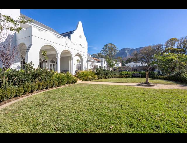 3 BEDROOM PENTHOUSE FOR SALE IN CLAREMONT UPPER
